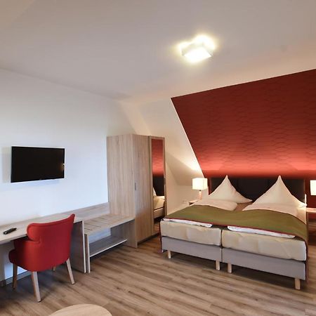 Hotel Neue Hoehe Klingenberg المظهر الخارجي الصورة