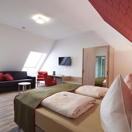 Hotel Neue Hoehe Klingenberg المظهر الخارجي الصورة
