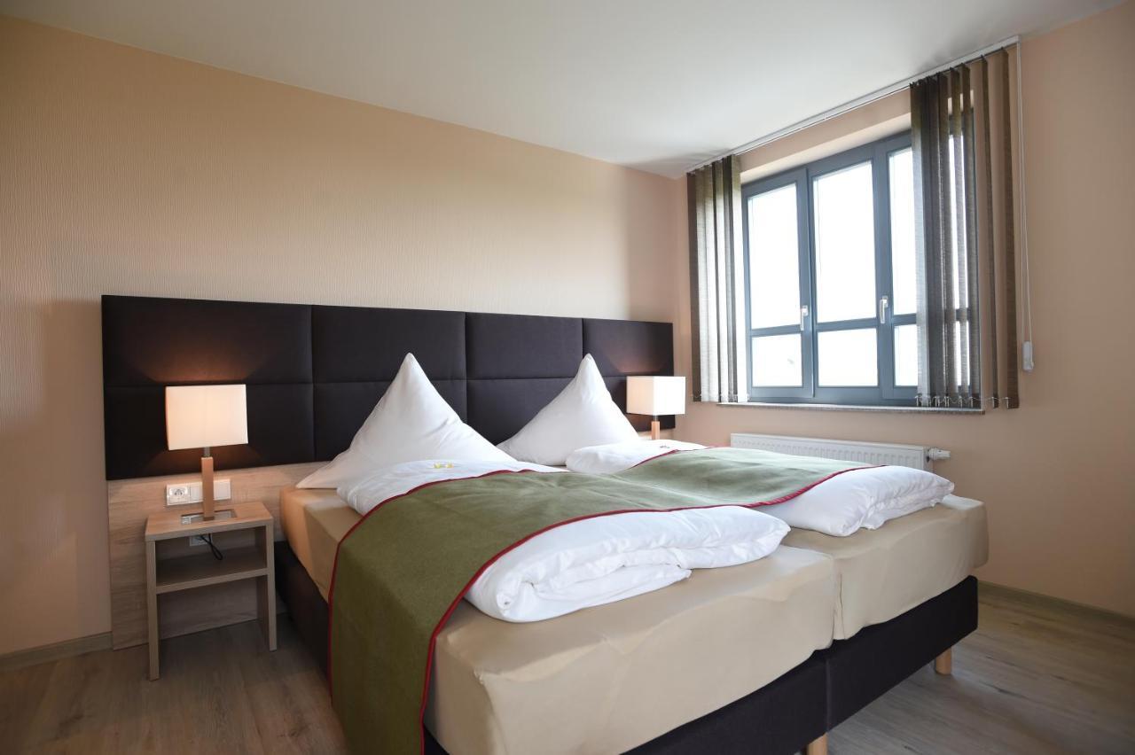 Hotel Neue Hoehe Klingenberg المظهر الخارجي الصورة