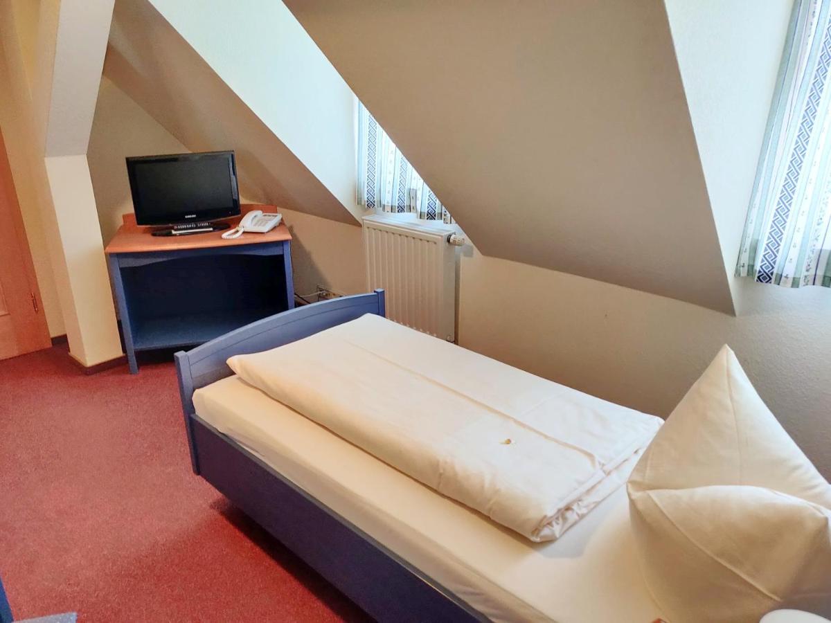 Hotel Neue Hoehe Klingenberg المظهر الخارجي الصورة
