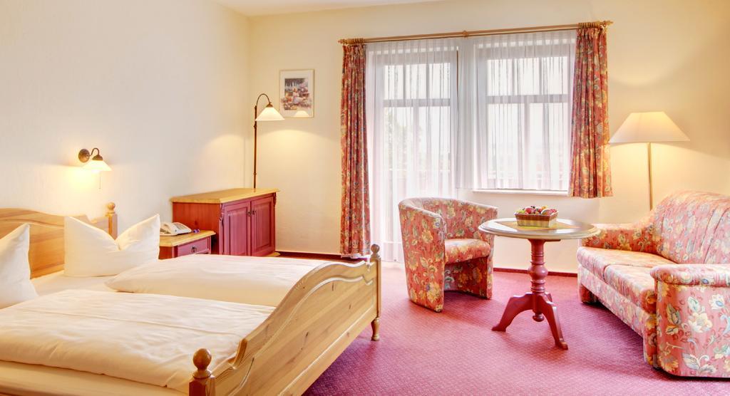 Hotel Neue Hoehe Klingenberg المظهر الخارجي الصورة